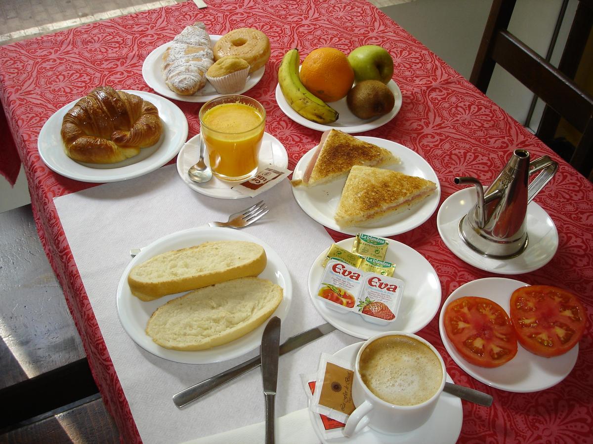 Hostal Marari Hanga Roa Esterno foto